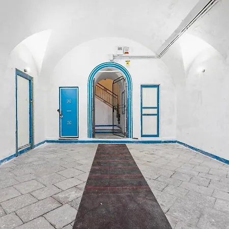 Piazza Pretoria & Quattro Canti Roomy Flats With Balconies Apartment