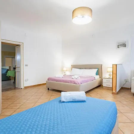 Piazza Pretoria & Quattro Canti Roomy Flats With Balconies Apartment *
