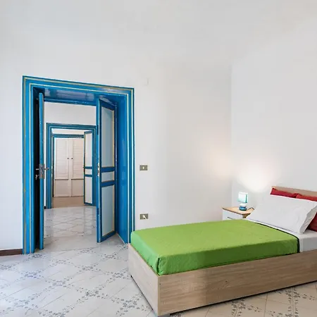Piazza Pretoria & Quattro Canti Roomy Flats With Balconies Apartment Palermo